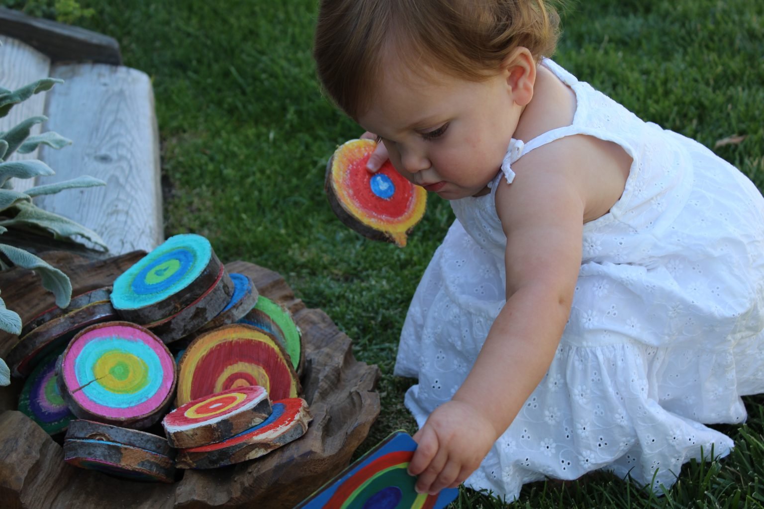 Loose Parts for Toddlers and Their Extraordinary Benefit - Miriam ...