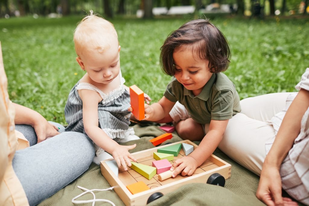 Loose Parts for Toddlers and Their Extraordinary Benefit - Miriam ...